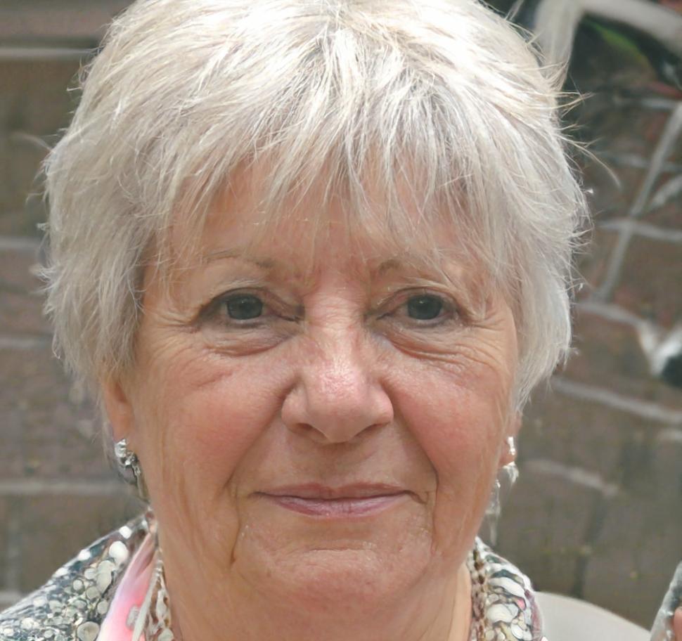 Laura Schmidt